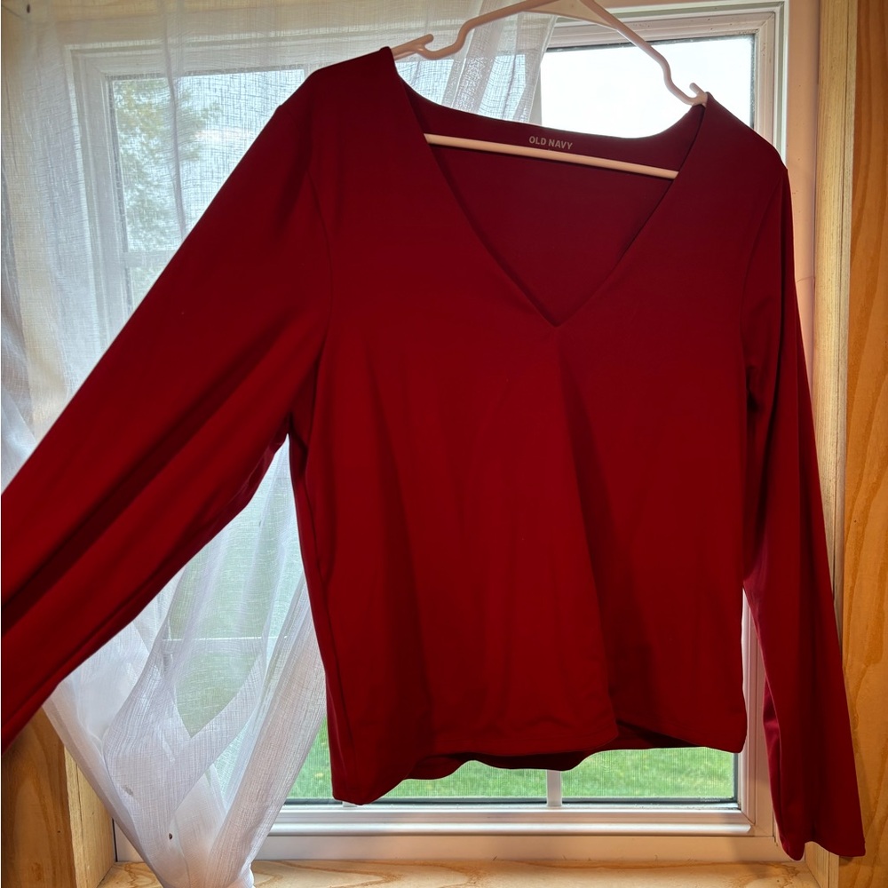 Old Navy Women's Deep Red Long Sleeve Top